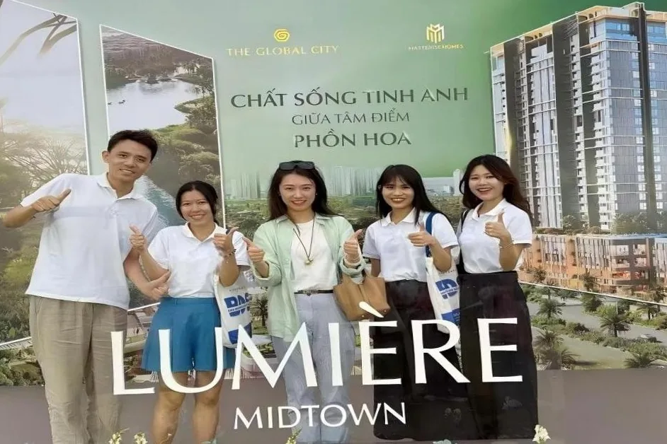 晟新 GENIE 團隊於 LUMIÈRE Midtown 建案活動